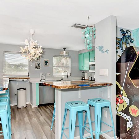 Mermaid House With Pool Jacuzzi Steps To Siesta Key Beach Σεϊρασότα Εξωτερικό φωτογραφία